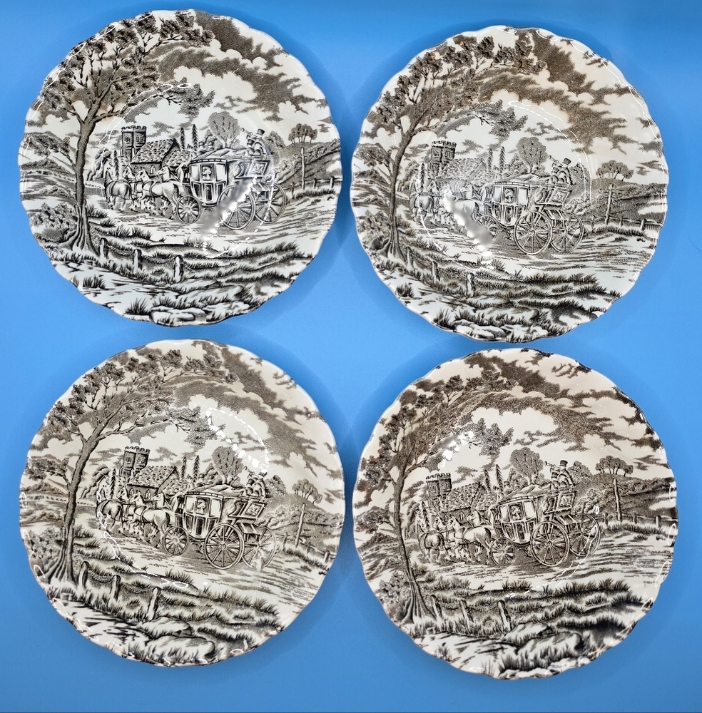 Set of 4 Royal Mail Fine Staffordshire Ironstone England Dessert Bowls vintage